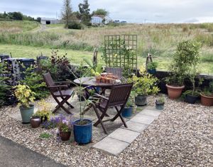 Patio seating- click for photo gallery